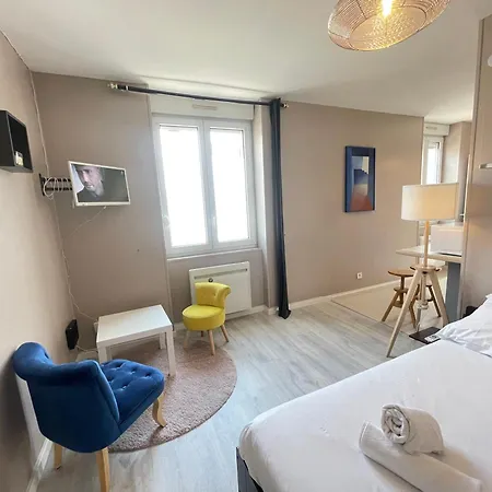 Au Coin De Yourhosthelper Appartement *