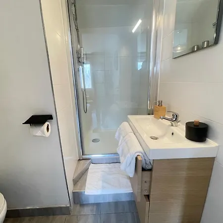 Au Coin De Yourhosthelper Appartement *