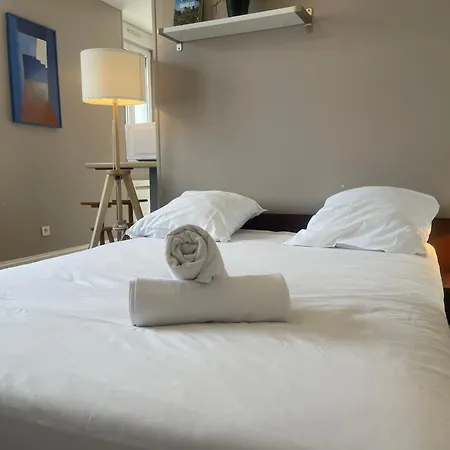 Au Coin De Yourhosthelper Lägenhet Reims